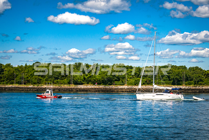 судно занятое буксировкой